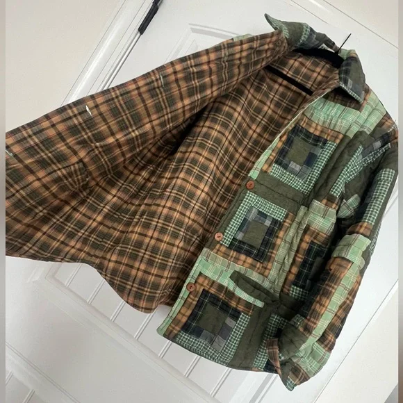 Patch magic unisex reversible button up Tan Plaid Jacket - Picture 4 of 14